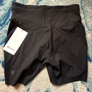 Lululemon Base Pace HR Short 6" *Ribbed Black, 10